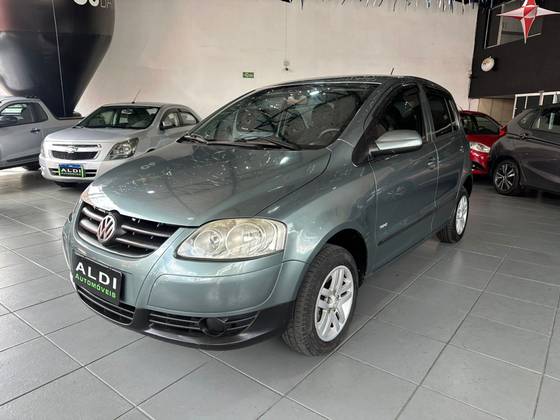 VOLKSWAGEN FOX 1.0 MI 8V FLEX 4P MANUAL VOLKSWAGEN FOX 1.0 MI 8V FLEX 4P MANUAL
